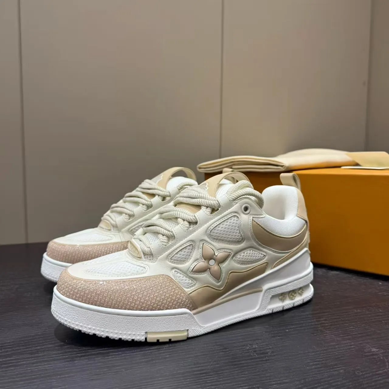 Louis Vuitton SkateTop